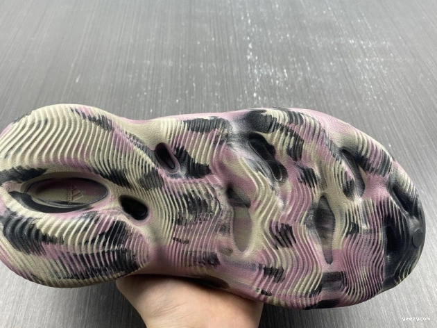 RNR Foam Carbon Adidas MX IG9562 Yeezy 1025